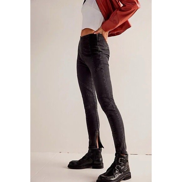 We the Free Bella Moto High-Rise Skinny Jeans Size 31 Washed Black Free People - Picture 12 of 16